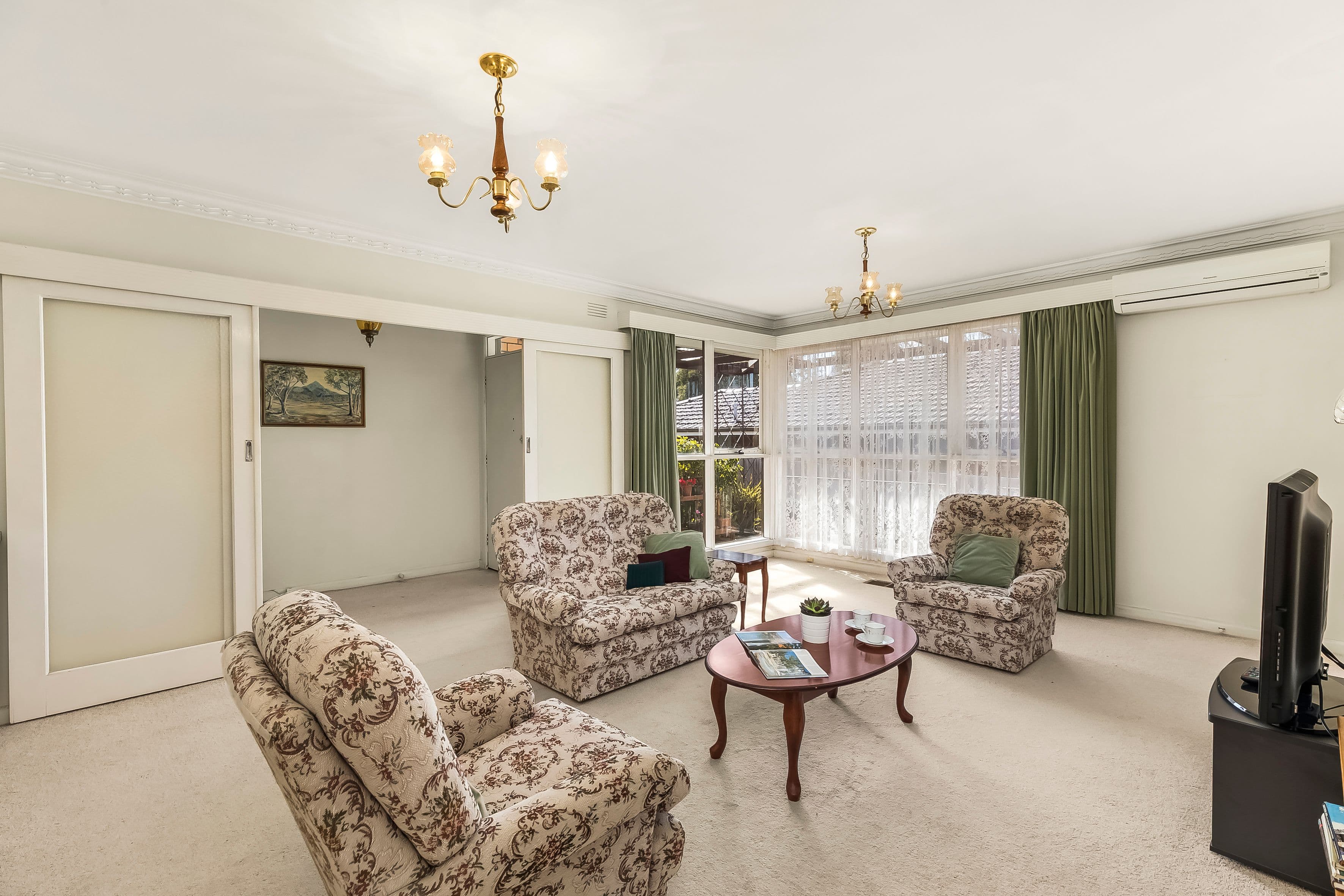 20 Southdown Avenue, Glen Waverley VIC 3150, Glen Waverley - Thumbnail 3