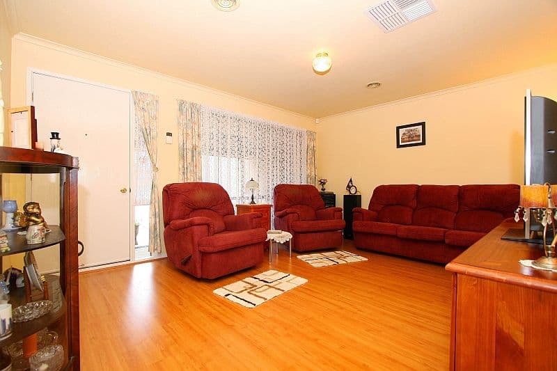 113 Woolnough Drive, Mill Park VIC 3082, Mill Park - Thumbnail 4