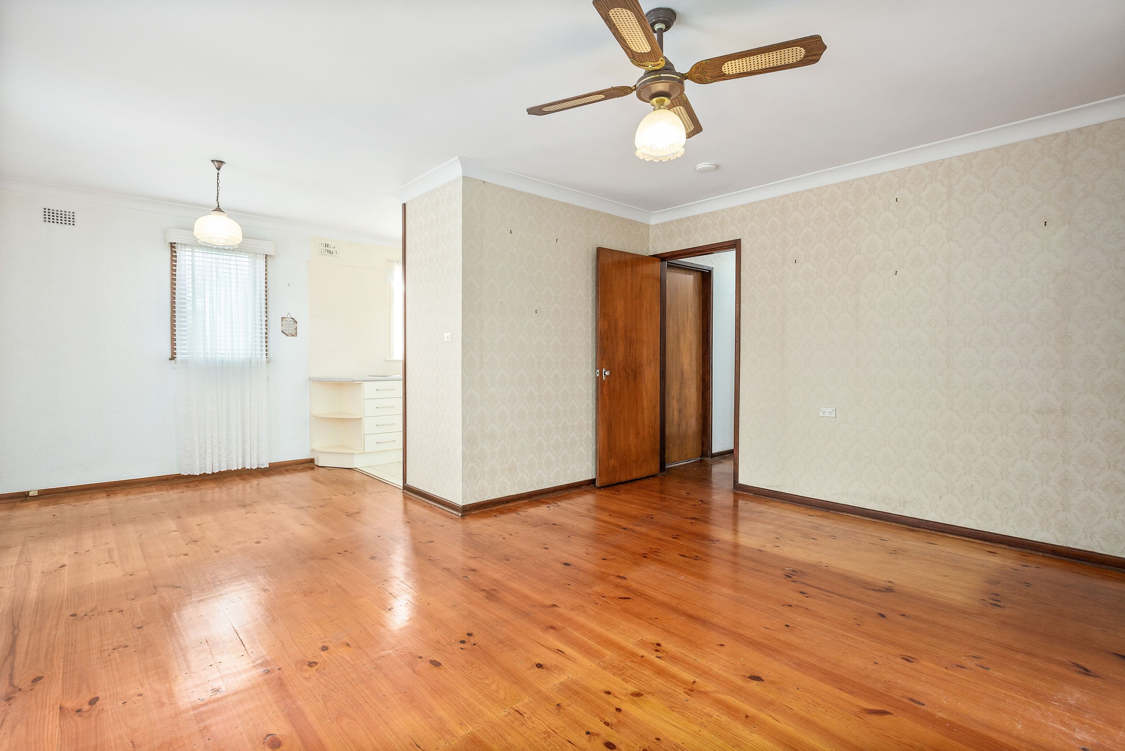 96 Lakeside Drive, Koonawarra NSW 2530, Koonawarra - Thumbnail 5
