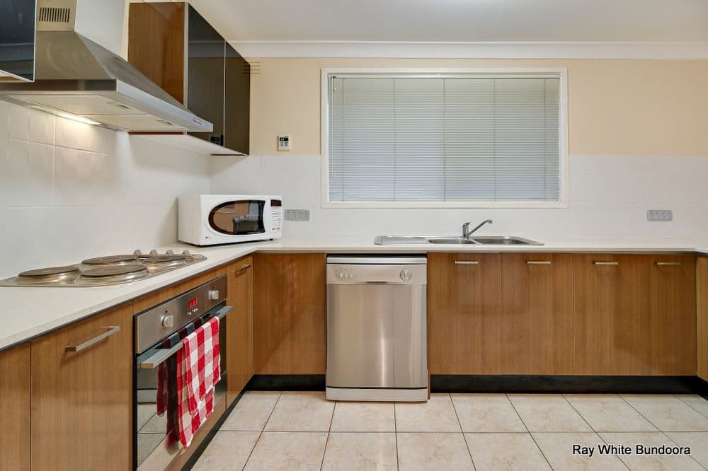 7 Grosvenor Court, BUNDOORA VIC 3083, Bundoora - Thumbnail 5