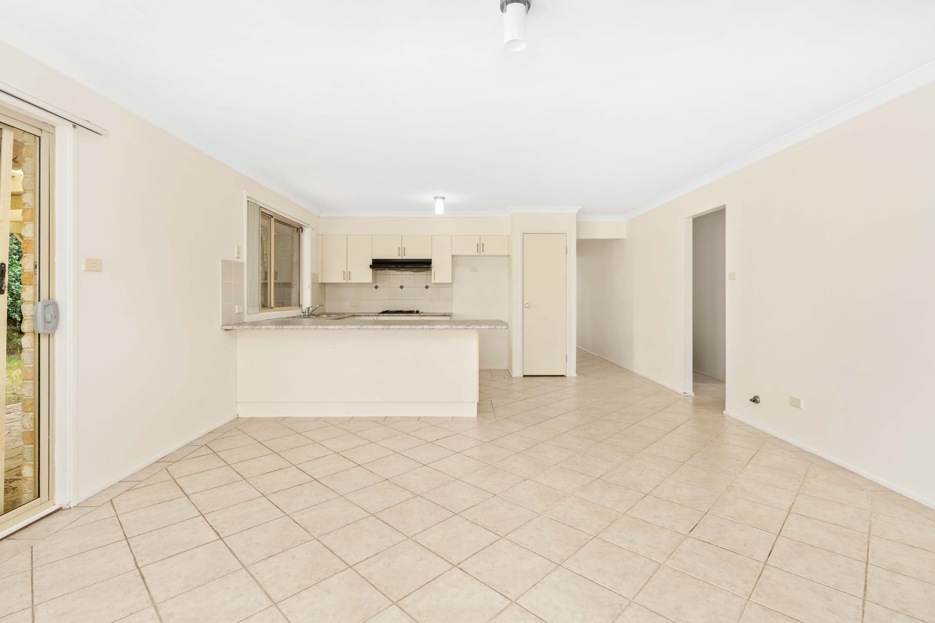13 Burradoo Crescent, Nowra NSW 2541, Nowra - Thumbnail 5