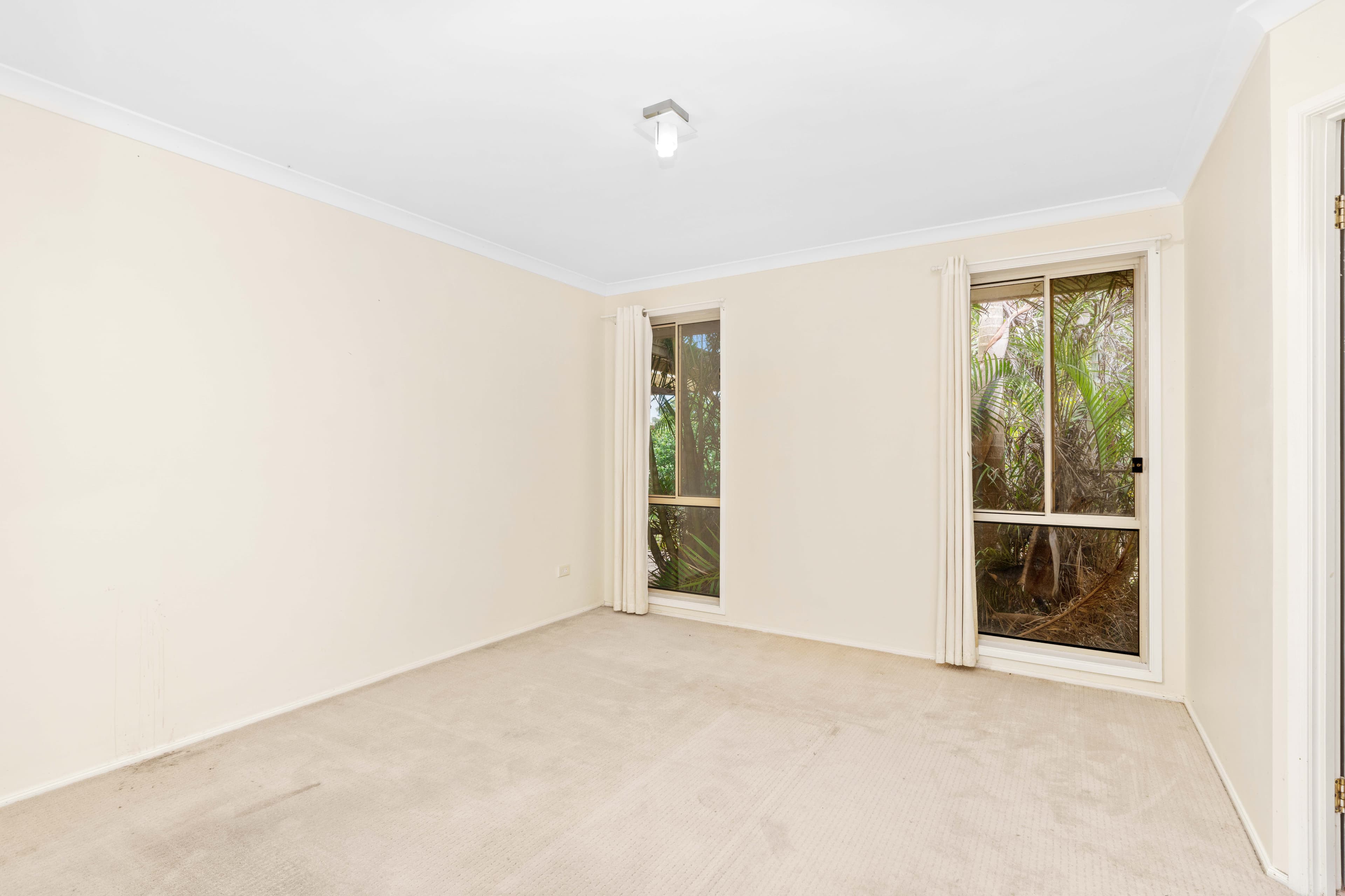 13 Burradoo Crescent, Nowra NSW 2541, Nowra - Thumbnail 8