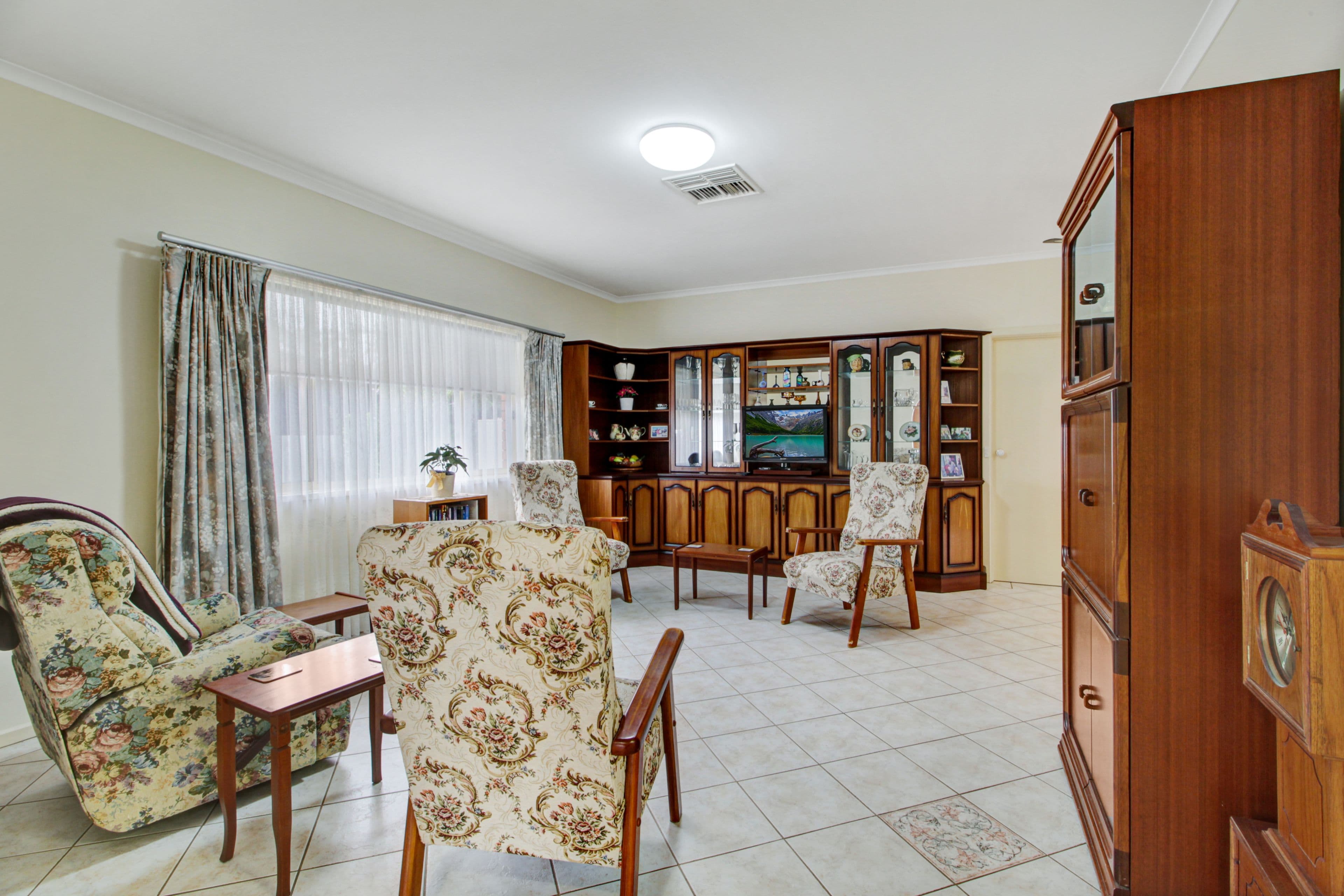 199 Seventeenth Street, Renmark SA 5341, Renmark - Thumbnail 4