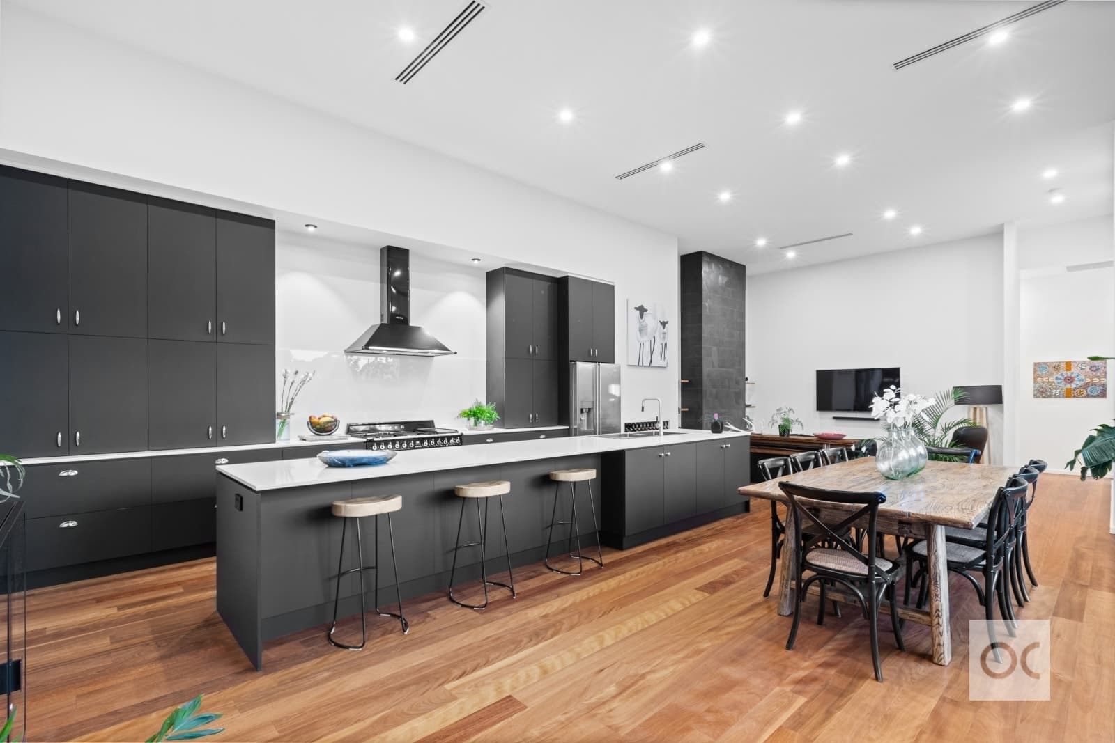 10 Ridge Avenue, Myrtle Bank - Thumbnail 3
