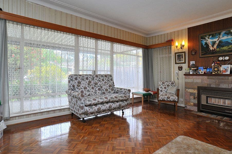 9 Orient Avenue, MITCHAM VIC 3132, Mitcham - Thumbnail 2