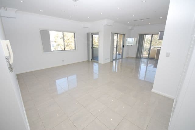 8 Refractory Court, HOLROYD NSW 2142, Holroyd - Thumbnail 2