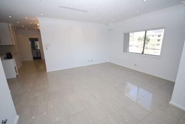8 Refractory Court, HOLROYD NSW 2142, Holroyd - Thumbnail 3