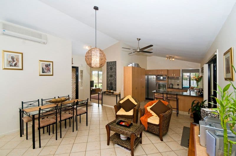 6 Euodia Close, BURLEIGH HEADS QLD 4220, Burleigh Heads - Thumbnail 3