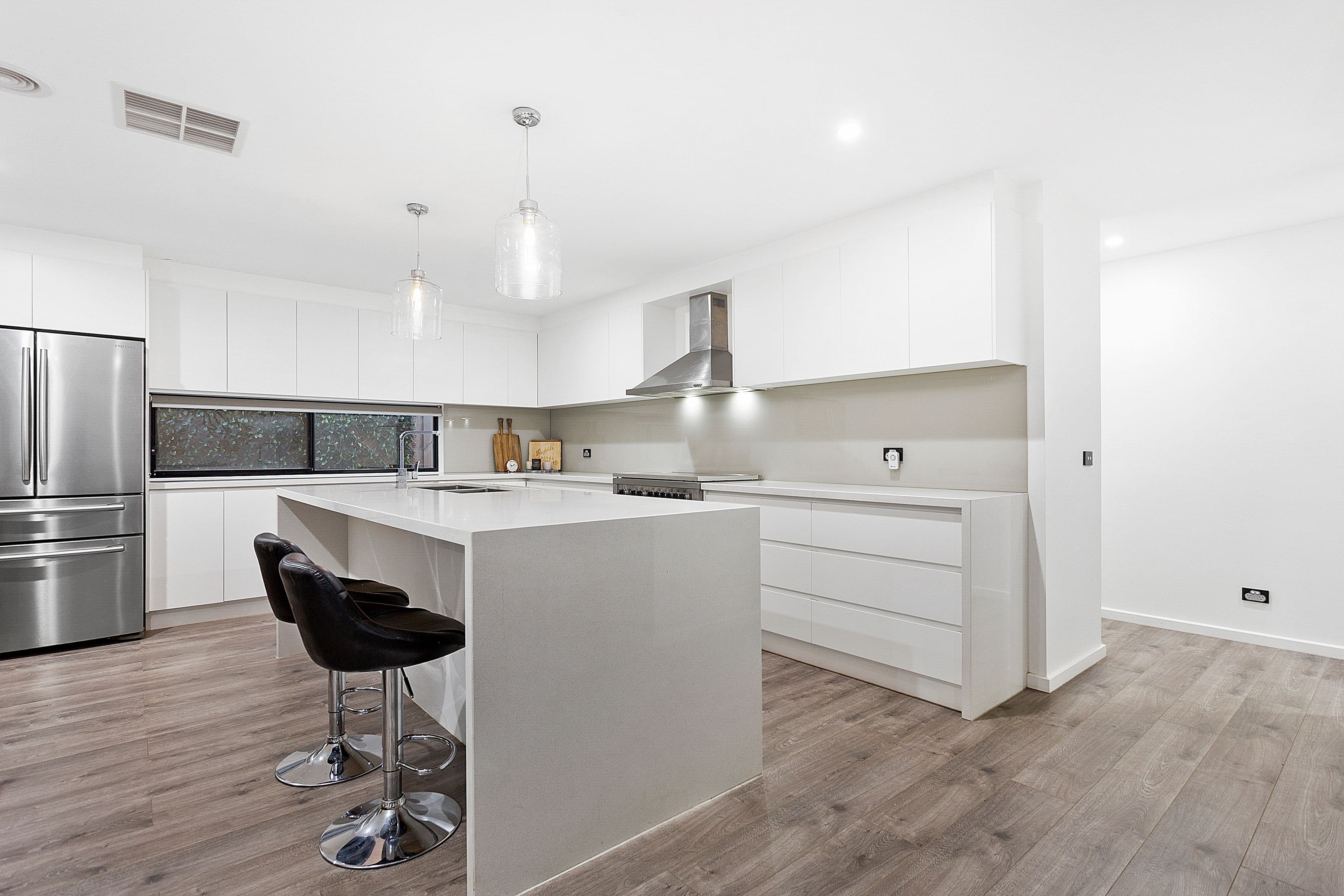 21 Pisa Way, Mernda VIC 3754, Mernda - Thumbnail 3