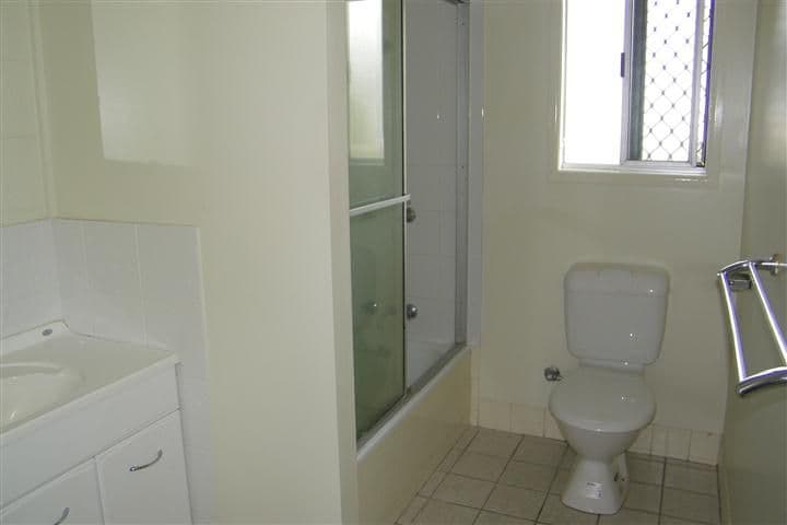 95 Auckland Street, GLADSTONE CENTRAL QLD 4680, Gladstone Central - Thumbnail 5