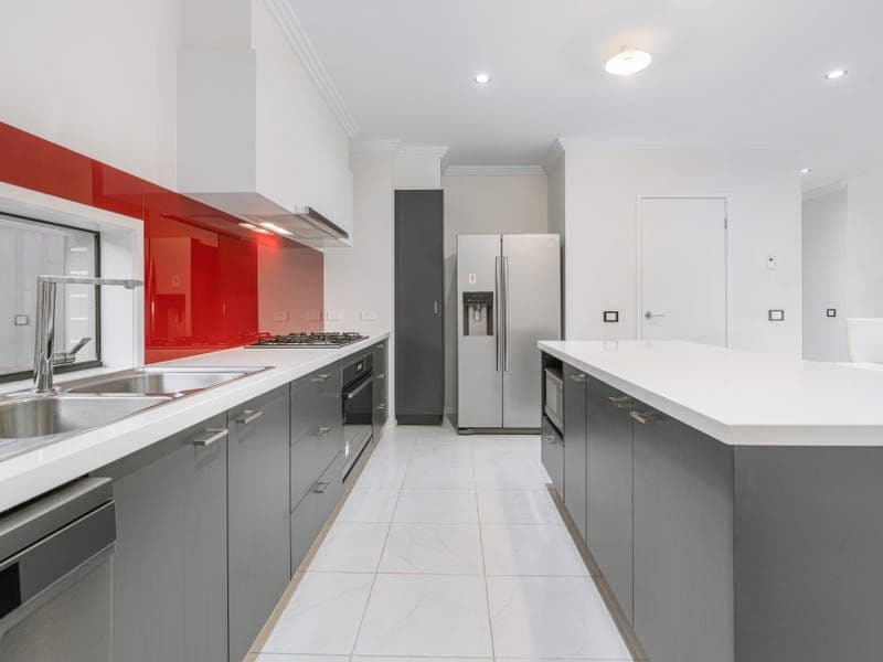 44 Wiltshire Boulevard, THORNHILL PARK VIC 3335, Thornhill Park - Thumbnail 3