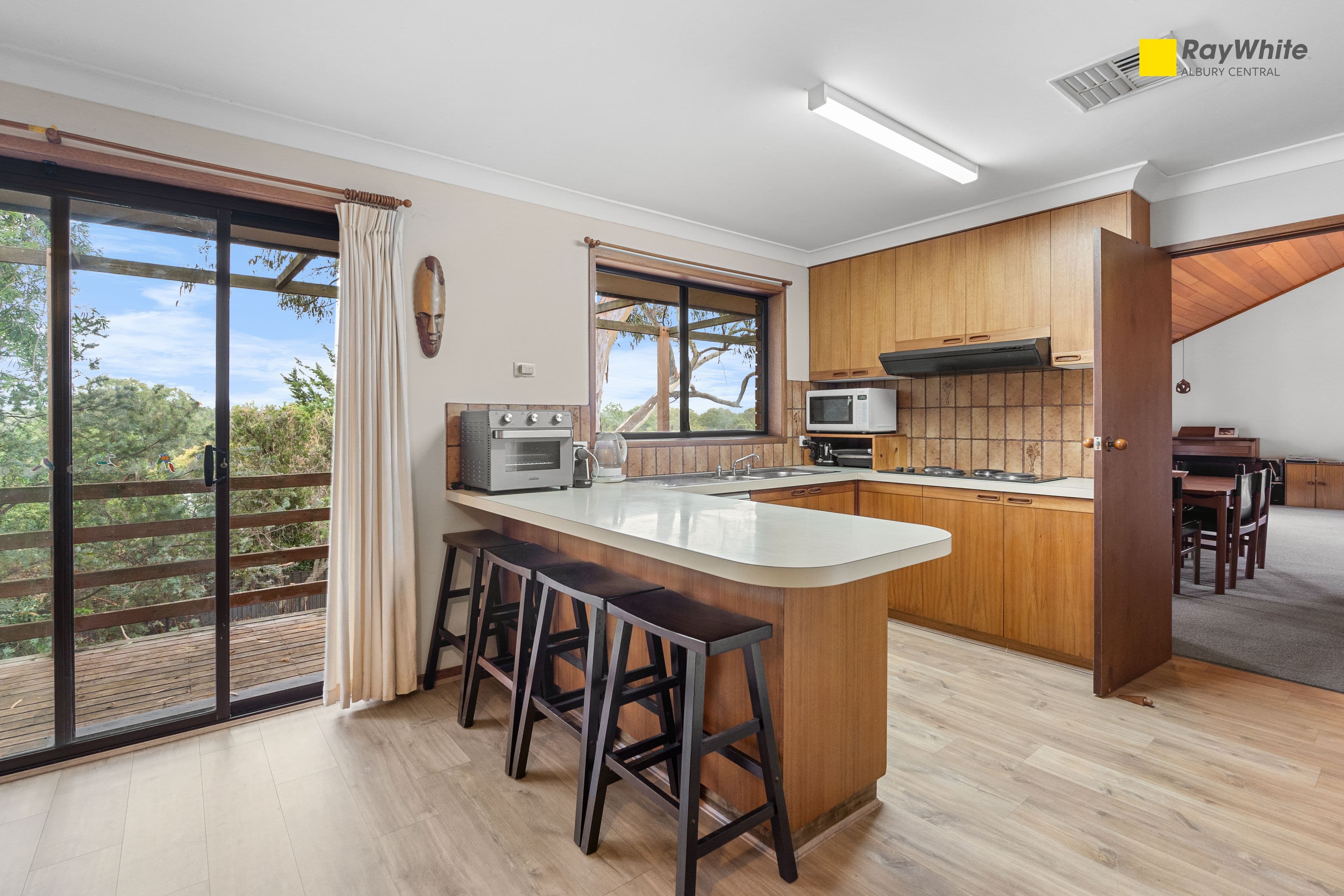 7 Valley View Drive, West Albury NSW 2640, West Albury - Thumbnail 6