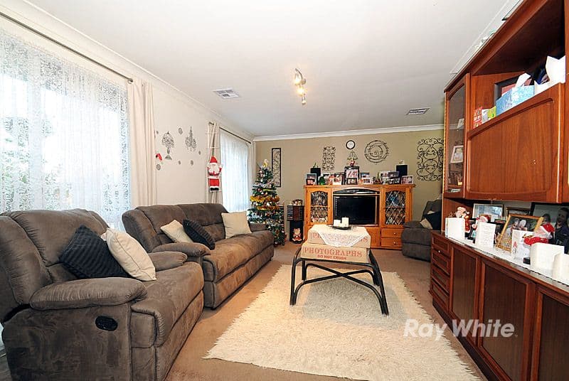 24 Strafford Avenue, CRANBOURNE VIC 3977, Cranbourne - Thumbnail 7