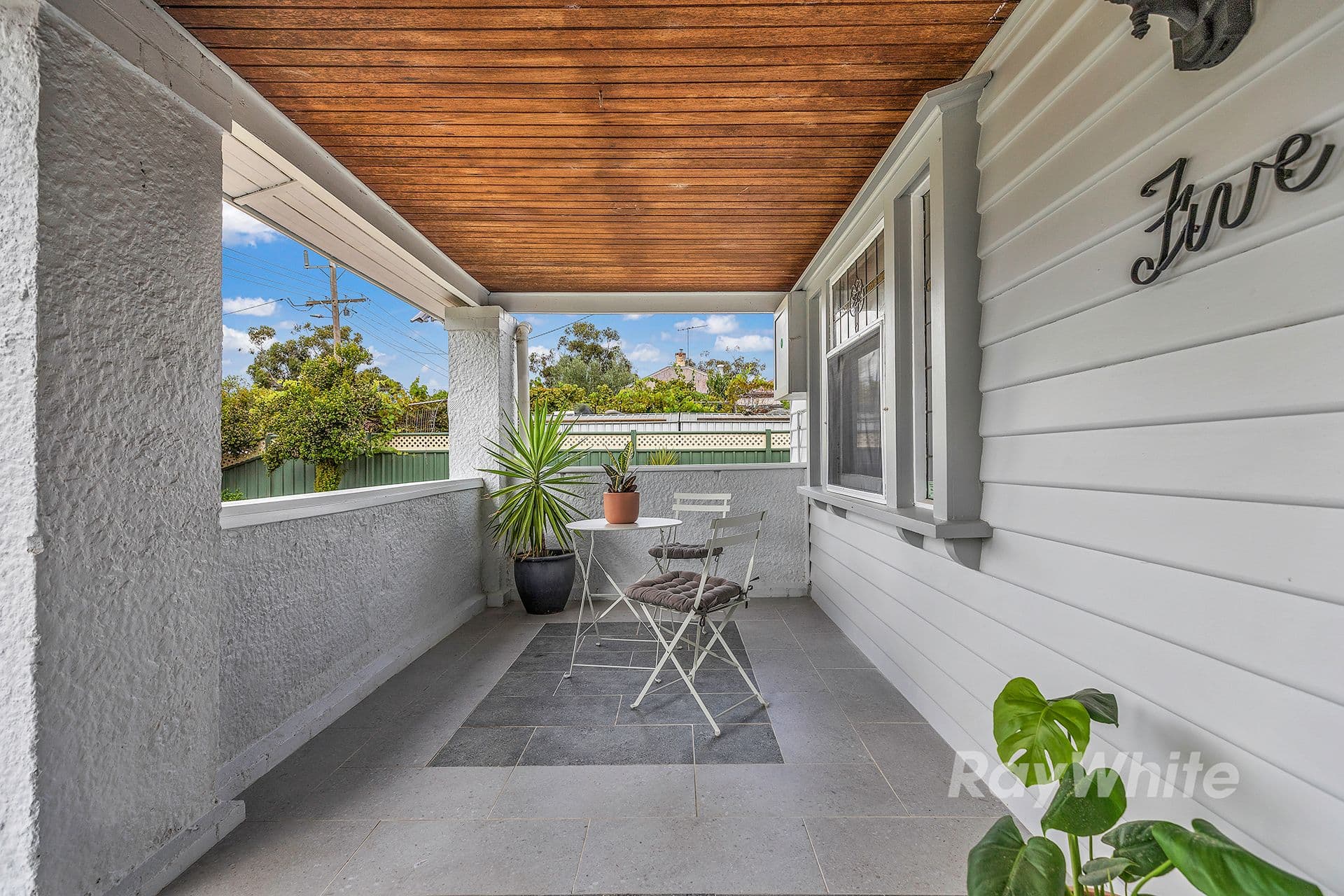 5 Dudley Street, Rochester VIC 3561, Rochester - Thumbnail 3