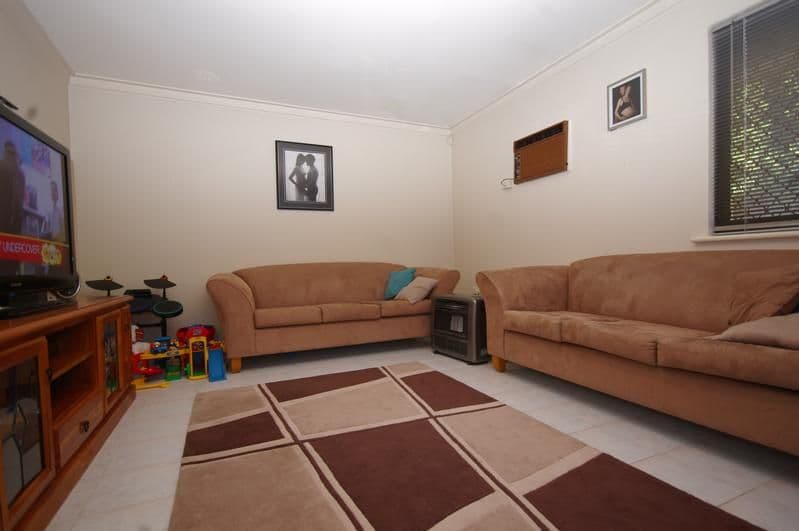 9 Hawkshead Way, BALGA WA 6061, Balga - Thumbnail 4