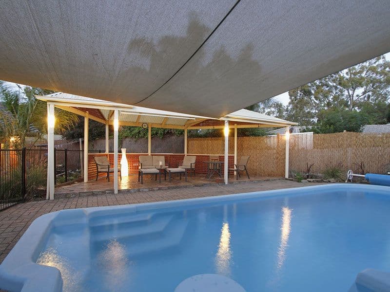 9 Fyfe Court, ABERFOYLE PARK SA 5159, Aberfoyle Park - Thumbnail 2