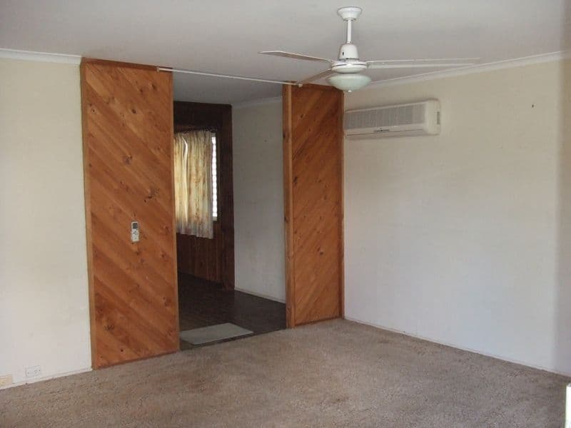 16 Shannon Street, WOODRIDGE QLD 4114, Woodridge - Thumbnail 2