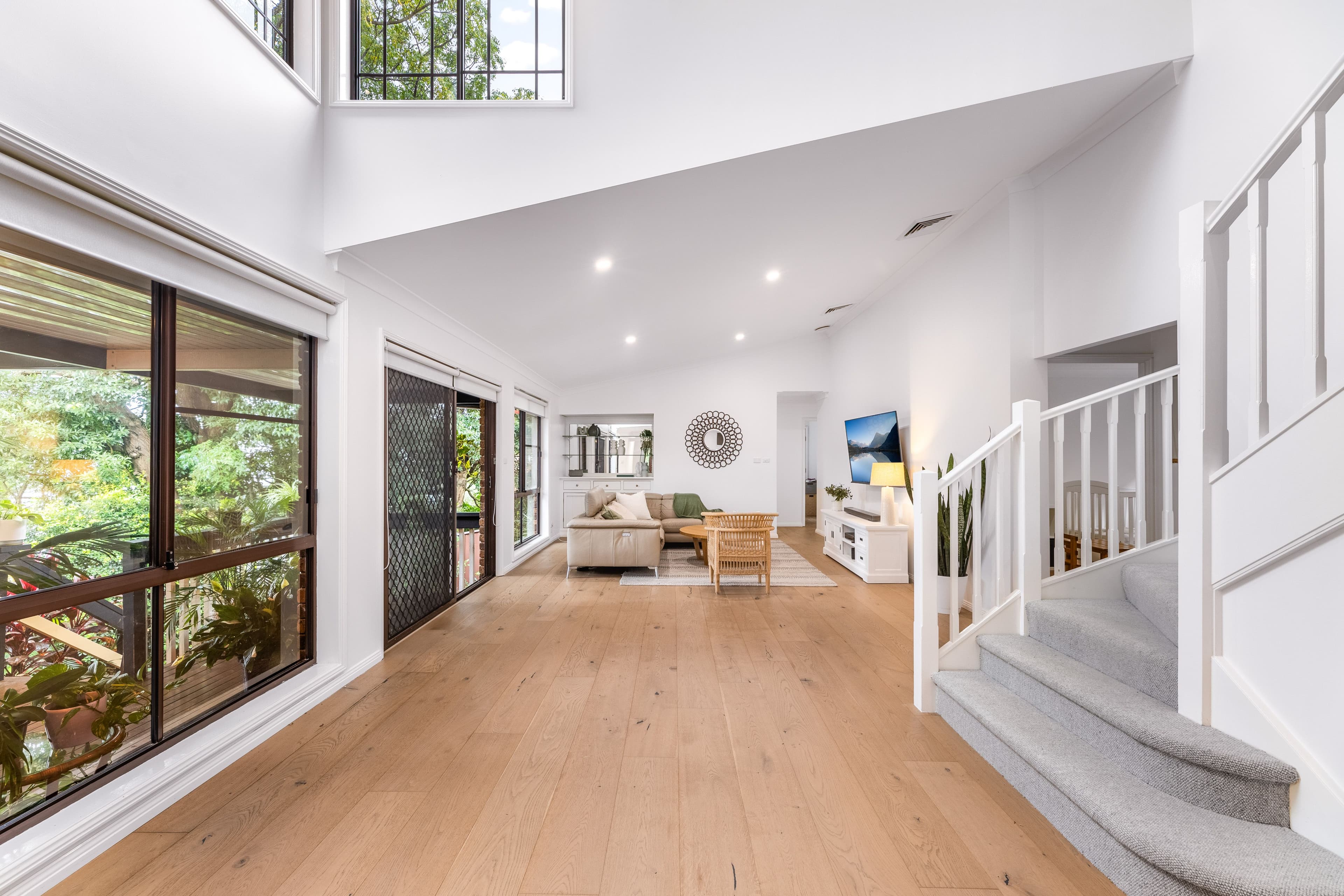 9 Victor Place, Illawong NSW 2234, Illawong - Thumbnail 2