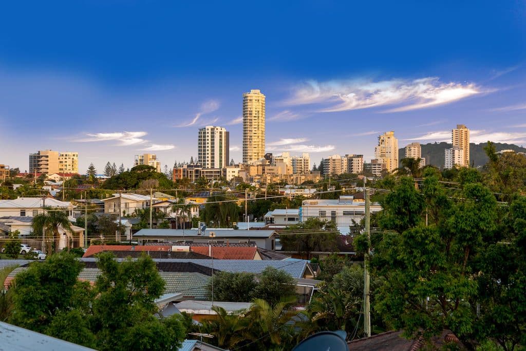 62 Hillcrest Parade, Miami QLD 4220, Miami - Thumbnail 5