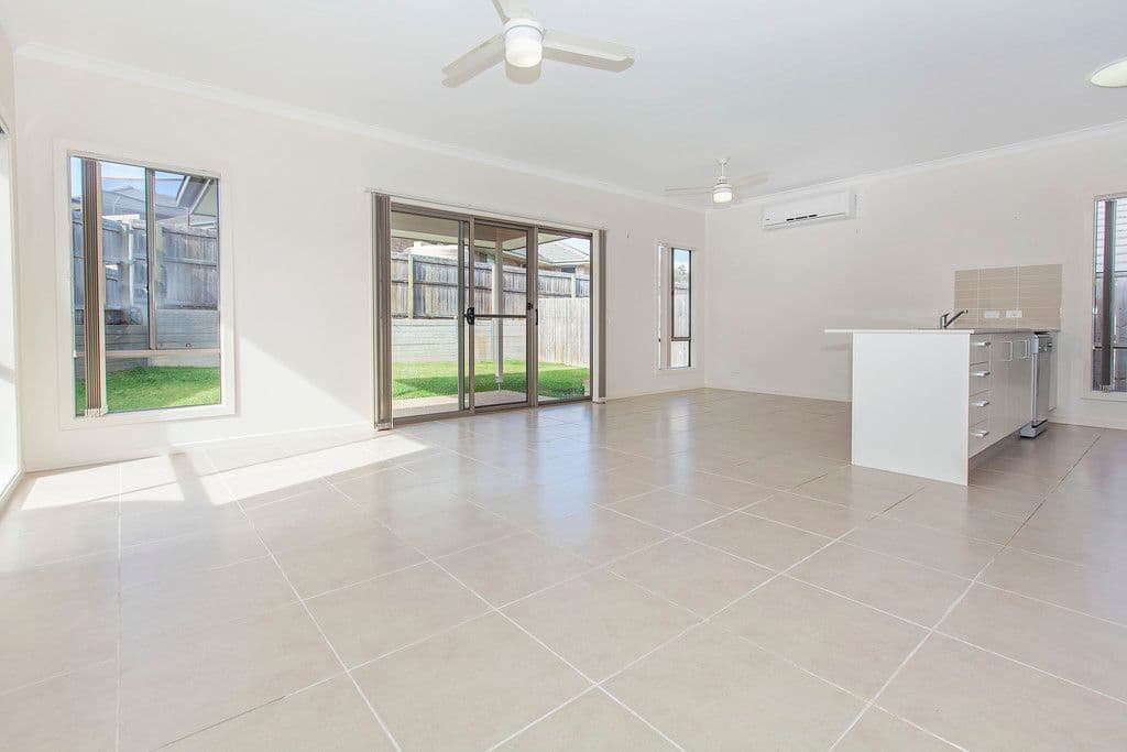 32 Francisca Drive, Augustine Heights QLD 4300, Augustine Heights - Thumbnail 2