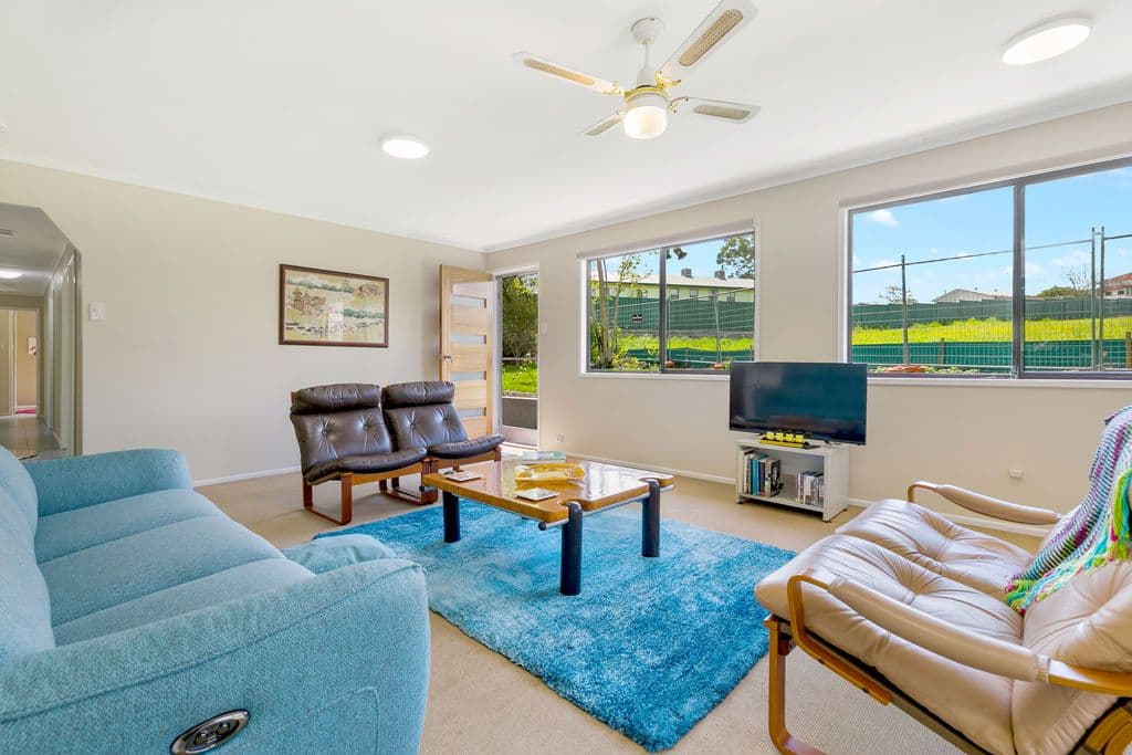 27 Balmoral Street, Braybrook - Thumbnail 2