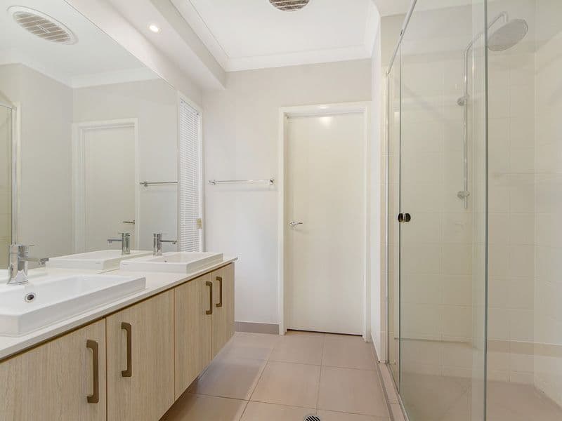 46 River Run Circuit, Ormeau Hills QLD 4208, Ormeau Hills - Thumbnail 8