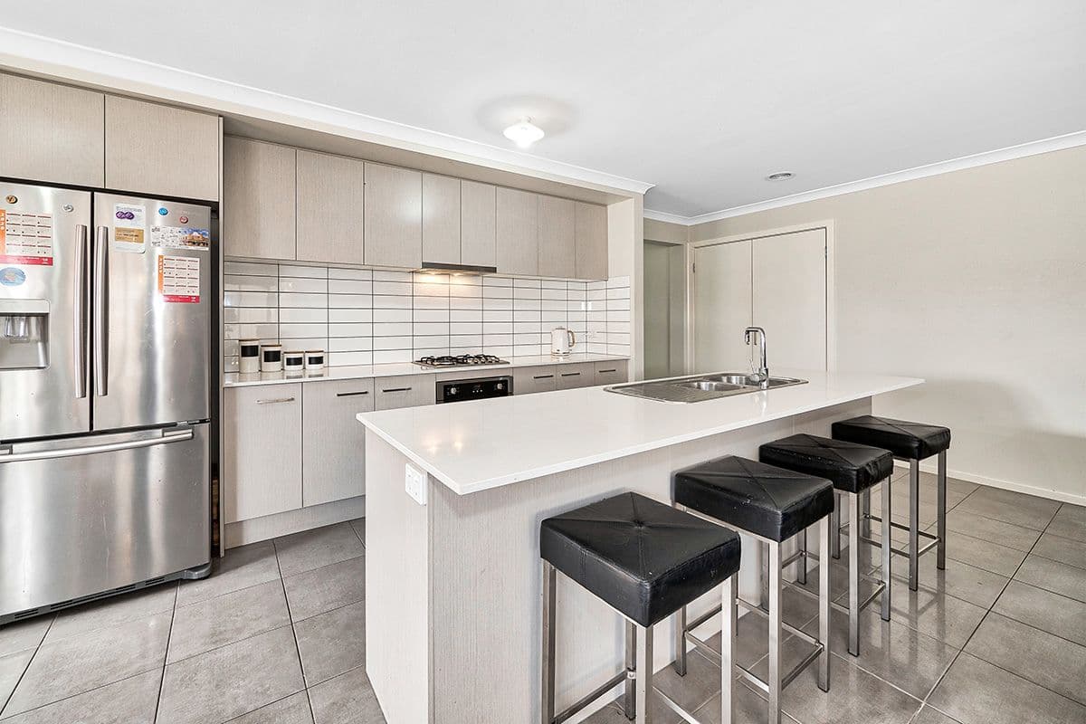 50 Aquatic Drive, Cranbourne West VIC 3977, Cranbourne West - Thumbnail 4
