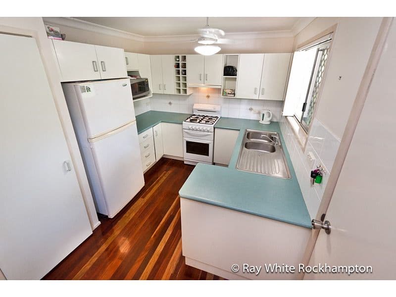 17 Capricorn Crescent, Norman Gardens QLD 4701, Norman Gardens - Thumbnail 2