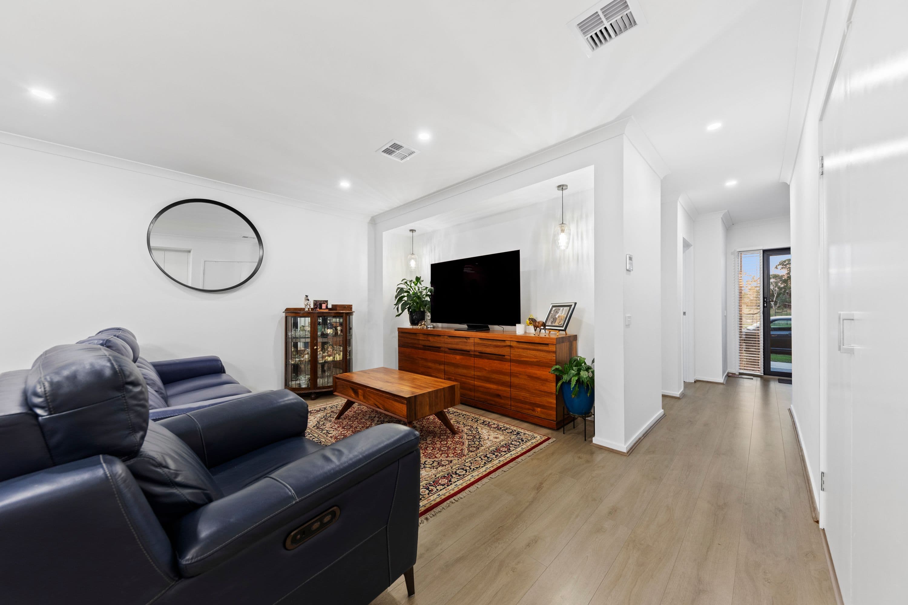 9 Fairground Promenade, Berwick VIC 3806, Berwick - Thumbnail 8