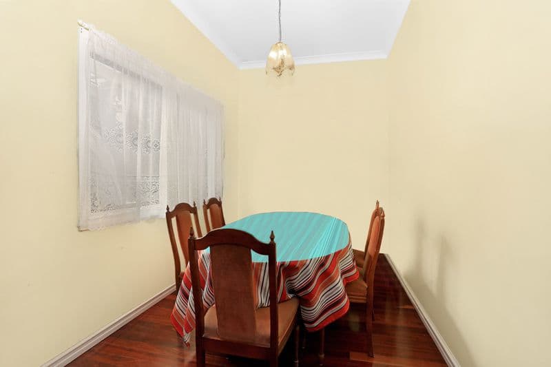10 LUDGATE Street, ROSELANDS NSW 2196, Roselands - Thumbnail 5