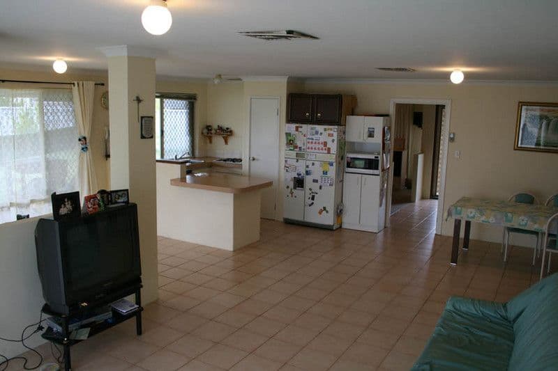 10 Binar Court, SOUTH GUILDFORD WA 6055, South Guildford - Thumbnail 3