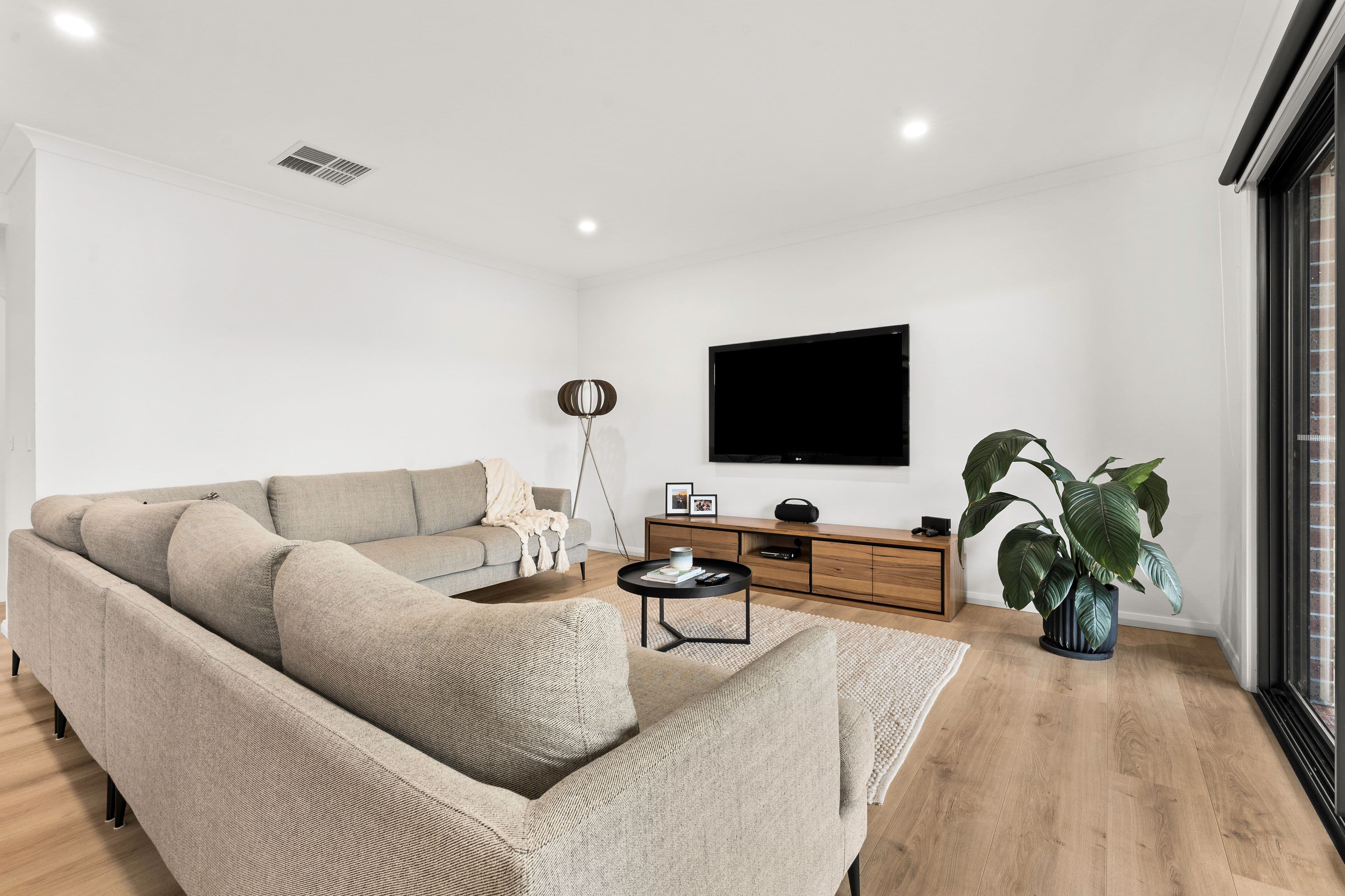 20 Luca Place, Pakenham VIC 3810, Pakenham - Thumbnail 6
