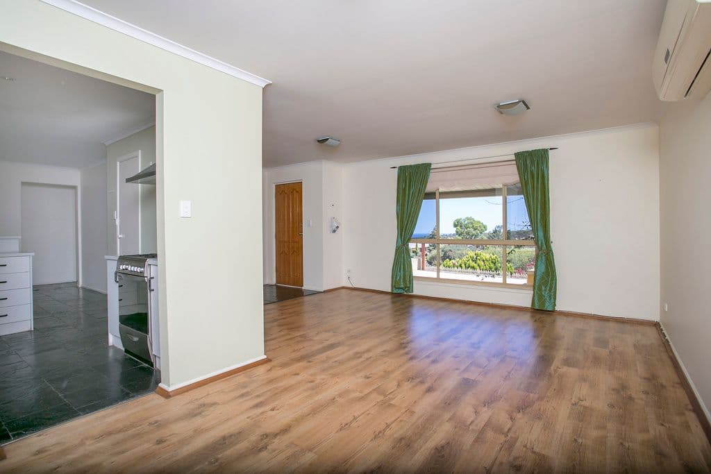 5 Admella Court, Hallett Cove SA 5158, Hallett Cove - Thumbnail 3
