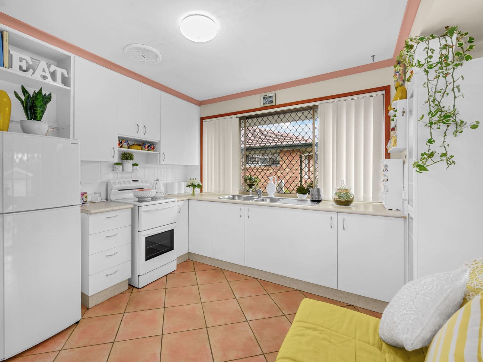 775 Cavendish Road, Holland Park QLD 4121, Holland Park - Thumbnail 4