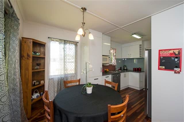 15 Busteed Street, WEST GLADSTONE QLD 4680, West Gladstone - Thumbnail 4