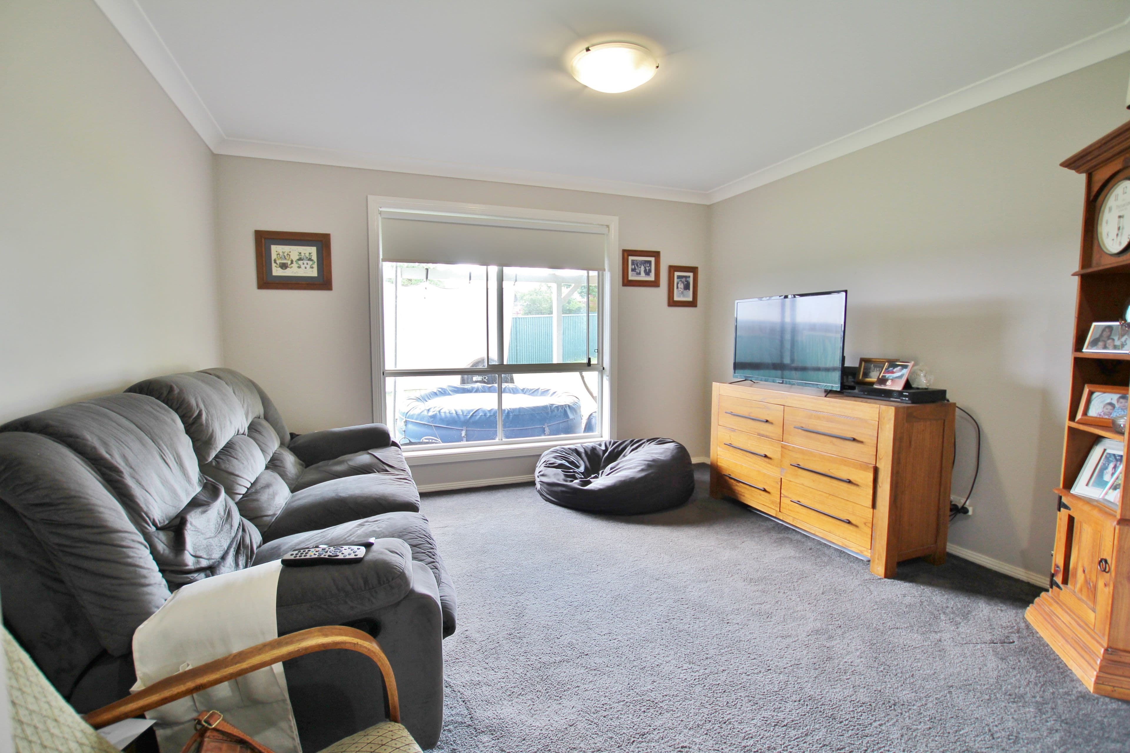 8 Molloy Place, Young NSW 2594, Young - Thumbnail 5