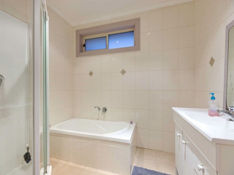 19 Hoya Crescent, FRANKSTON NORTH VIC 3200, Frankston North - Thumbnail 4
