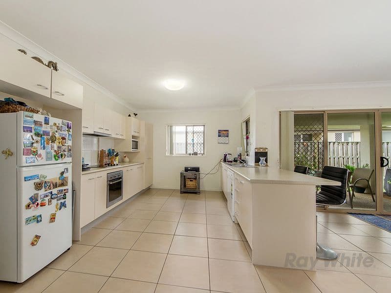 25 Ravensthorpe Street, Ormeau QLD 4208, Ormeau - Thumbnail 2
