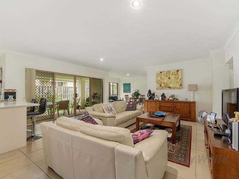 25 Ravensthorpe Street, Ormeau QLD 4208, Ormeau - Thumbnail 4