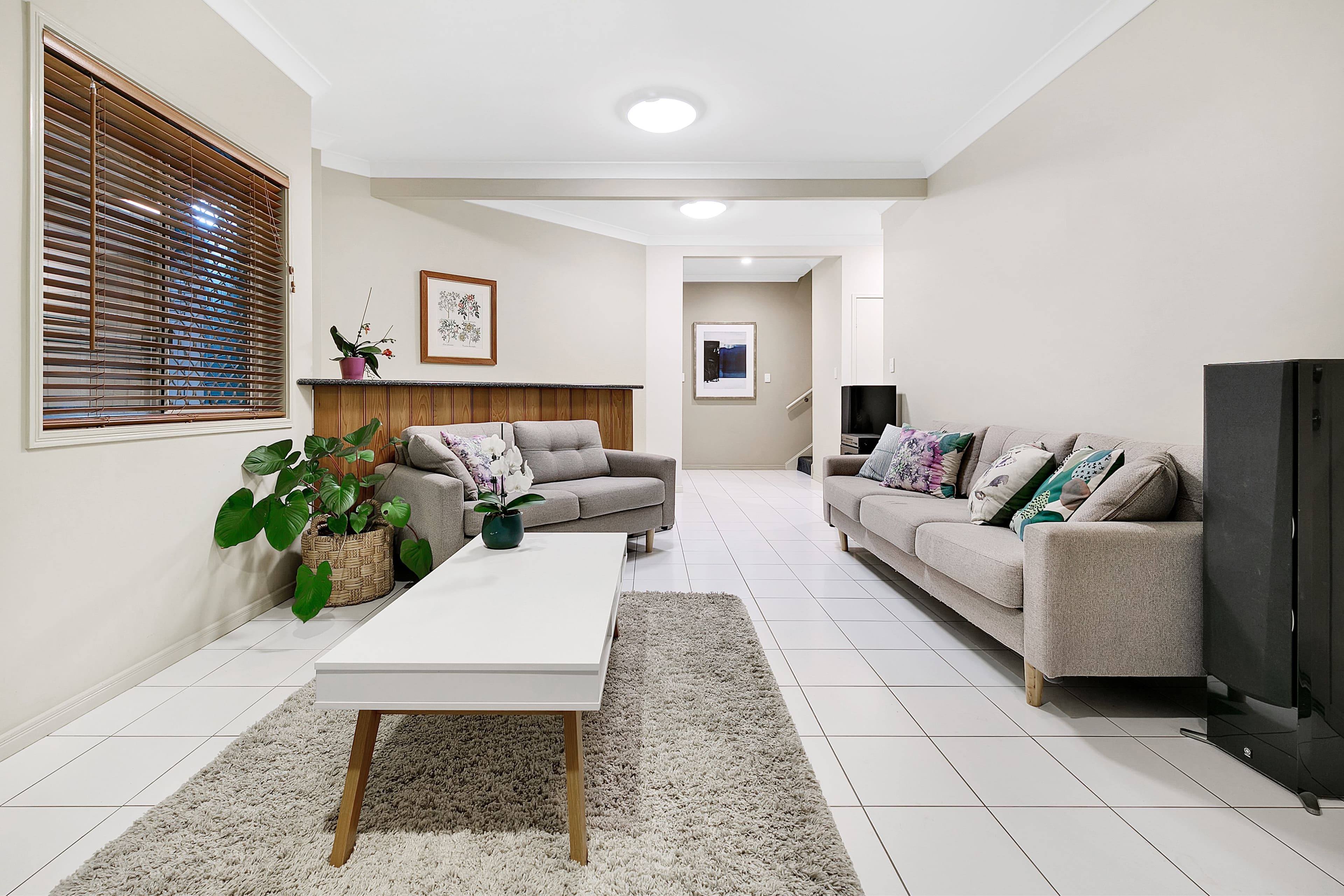 4 Tipuana Place, Bardon QLD 4065, Bardon - Thumbnail 2