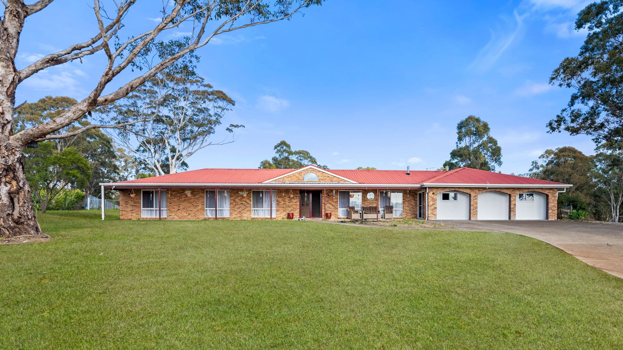 16 Greco Place, Rosemeadow NSW 2560, Rosemeadow - Image 1