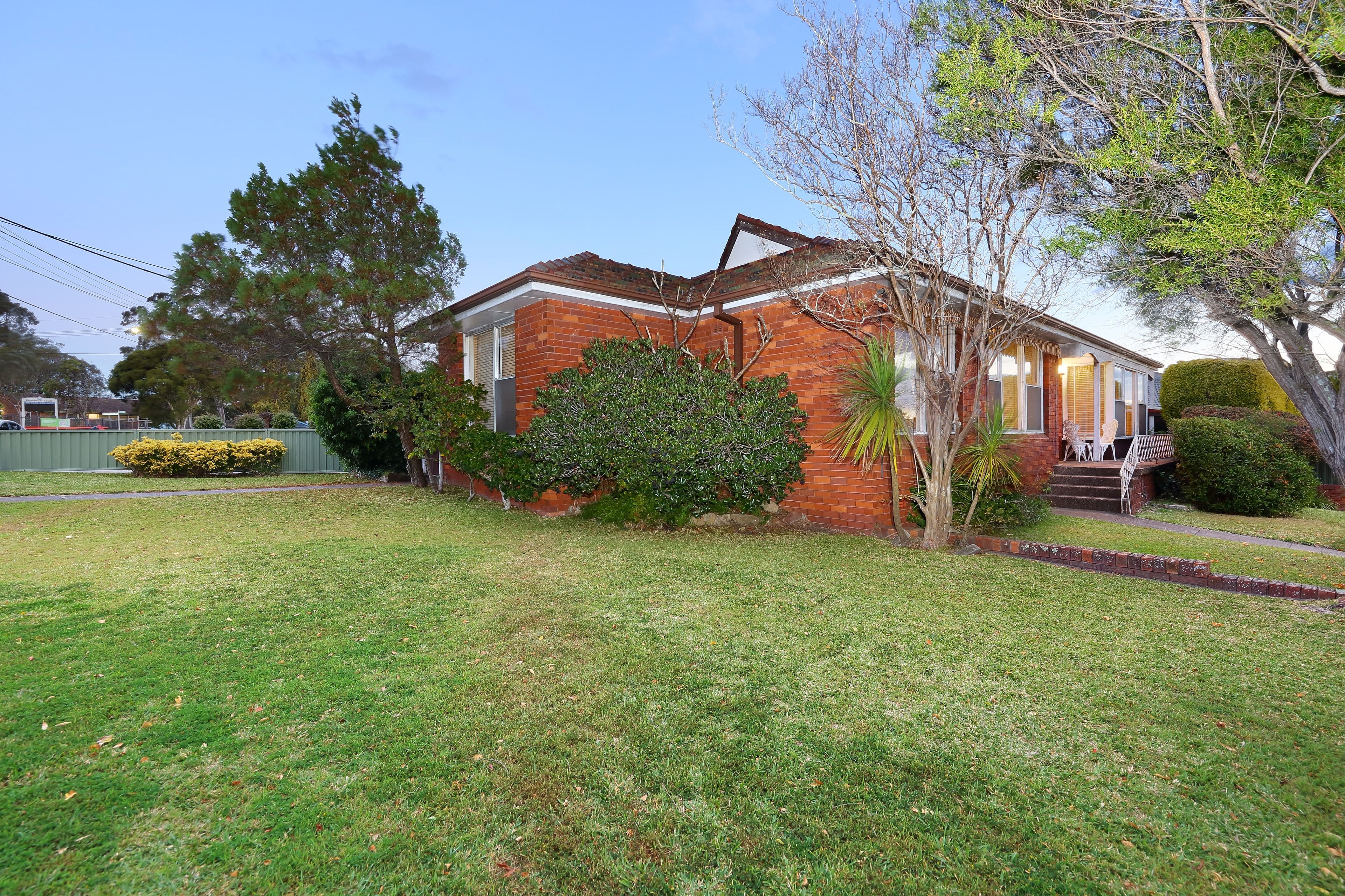 2 Pindari Road, Peakhurst Heights - Thumbnail 2