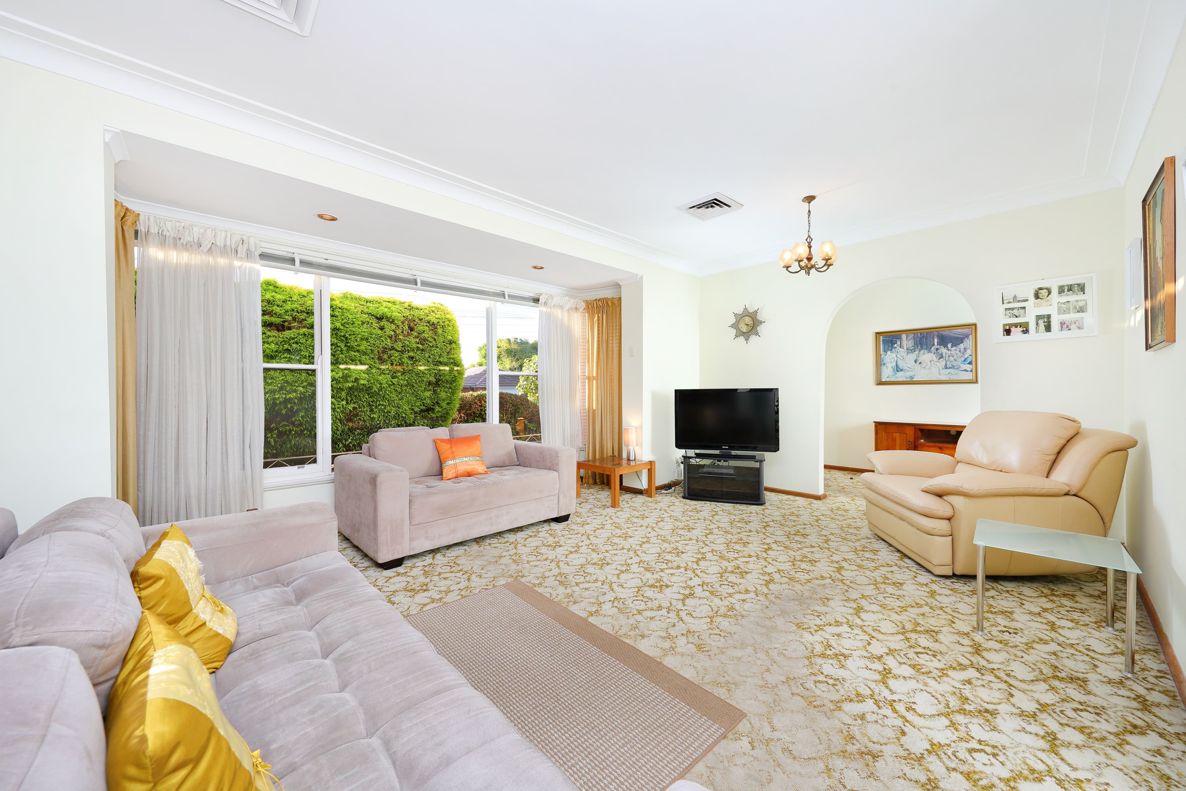 2 Pindari Road, Peakhurst Heights - Thumbnail 3