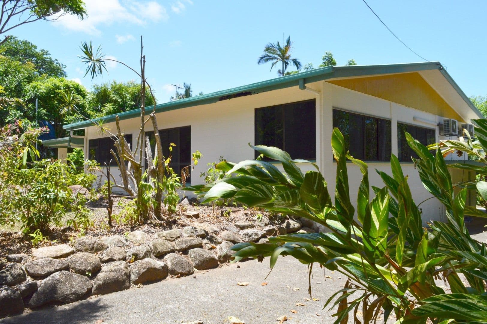 5 Webb Court, Bingil Bay QLD 4852, Bingil Bay - Image 1