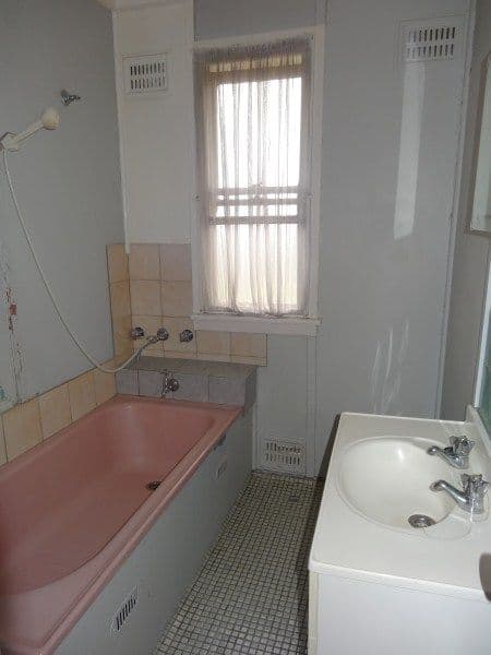 32 Raine Avenue, LIVERPOOL NSW 2170, Liverpool - Thumbnail 4