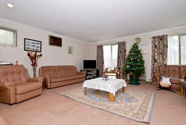 2 Brack Court, MOOROOLBARK VIC 3138, Mooroolbark - Thumbnail 2