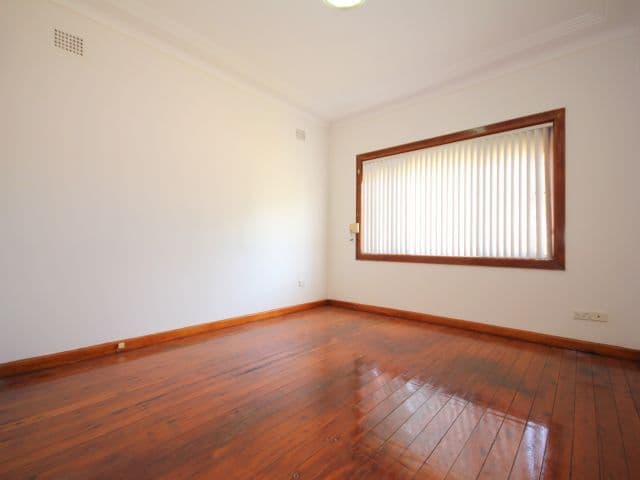 23 Carysfield Road, BASS HILL NSW 2197, Bass Hill - Thumbnail 4