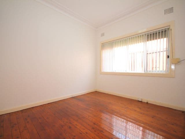 23 Carysfield Road, BASS HILL NSW 2197, Bass Hill - Thumbnail 6