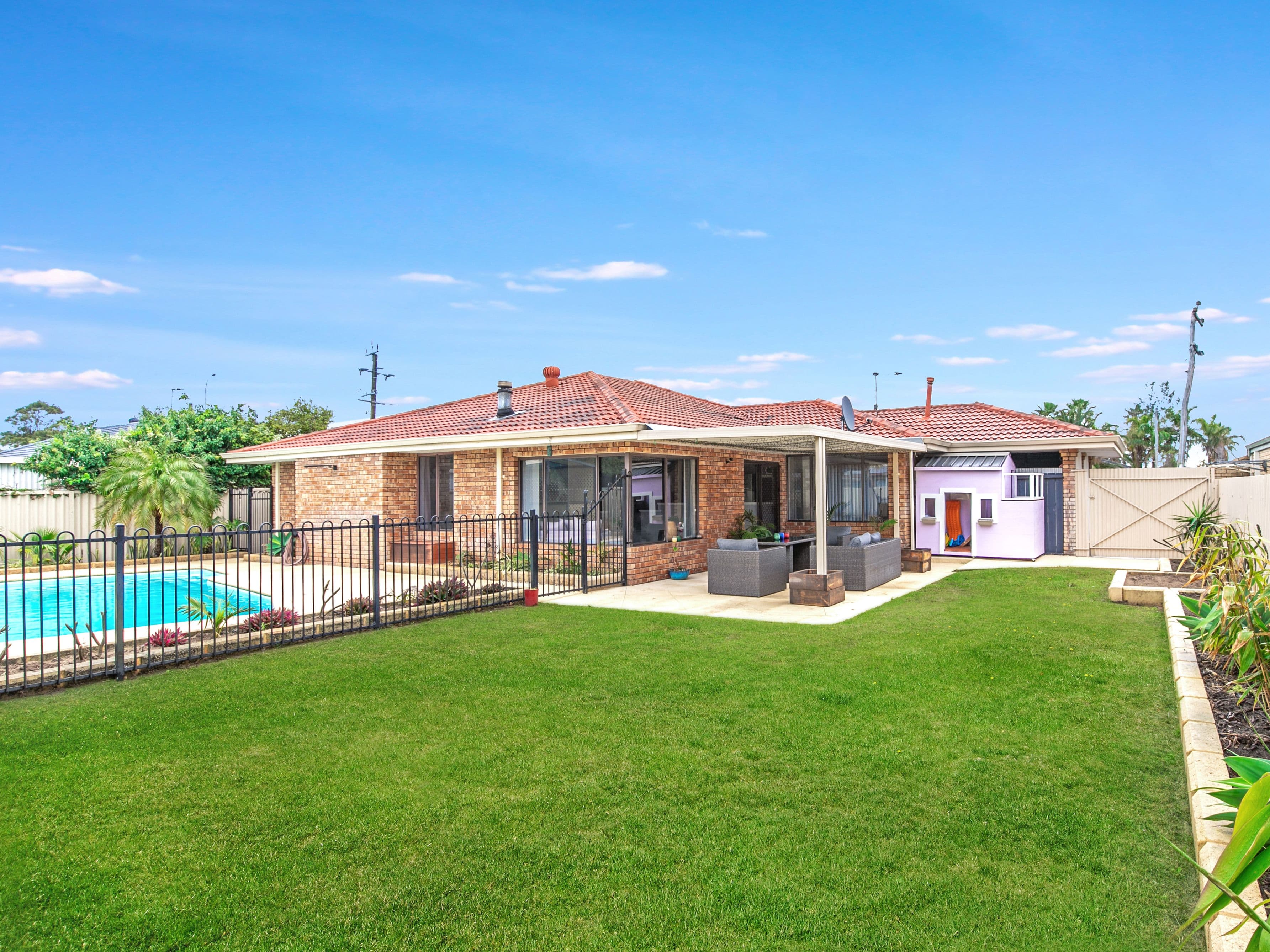 4 Jubilee Drive, Waikiki WA 6169, Waikiki - Image 1