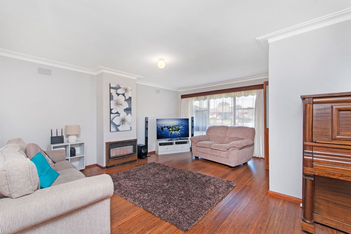 223 Russell Street, Dennington VIC 3280, Dennington - Thumbnail 2